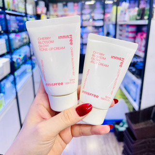 Kem Dưỡng Trắng Da Nâng Tone Innisfree Jeju Cherry Blossom Glow Tone-Up Cream 50ml