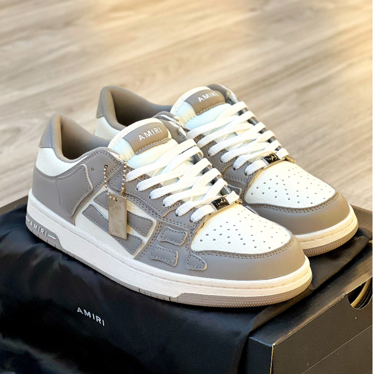 Giày thể thao Amiri Skel Top Low Grey from Mangomeee. Giày amiri xám khói 2023 full box