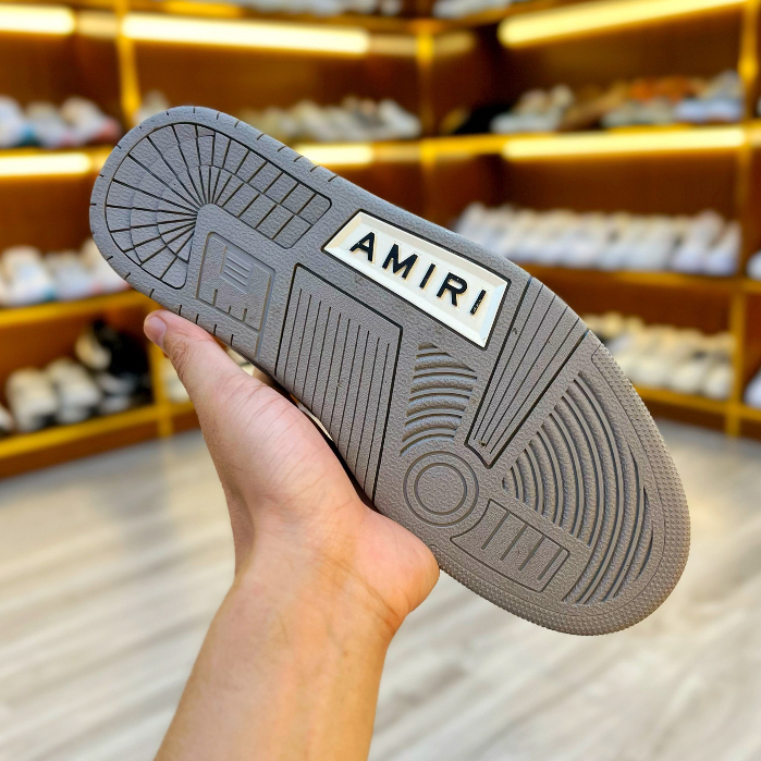 Giày thể thao Amiri Skel Top Low Grey from Mangomeee. Giày amiri xám khói 2023 full box
