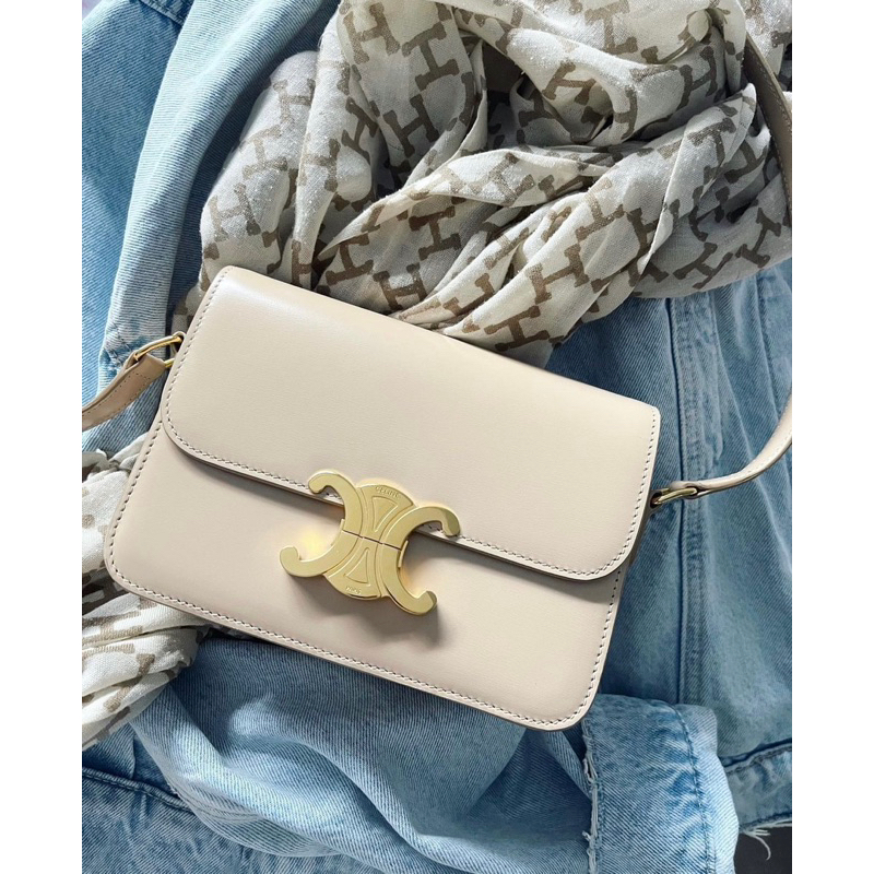 Túi chéo Xlin TRi om Bản đẹp 19cm fullbox 2 lớp kèm bill 2 mầu