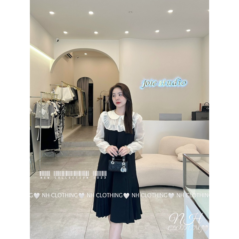 Váy li ngực cổ sen