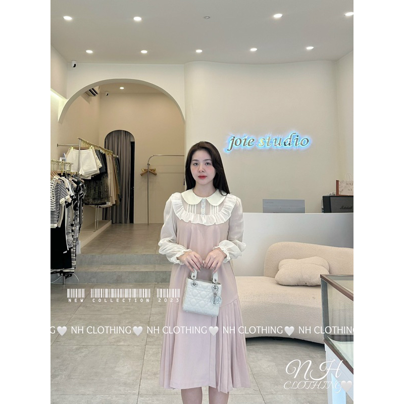 Váy li ngực cổ sen