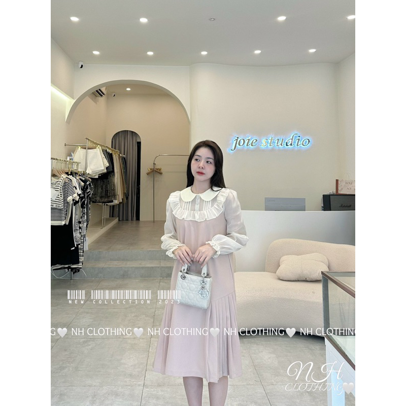 Váy li ngực cổ sen