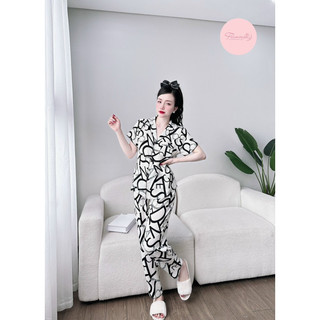 Bộ tay ngắn quần dài pyjama lụa mango Flamingo