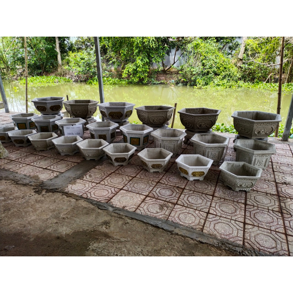 Khuôn đúc chậu lục giác 40 và chân đôn