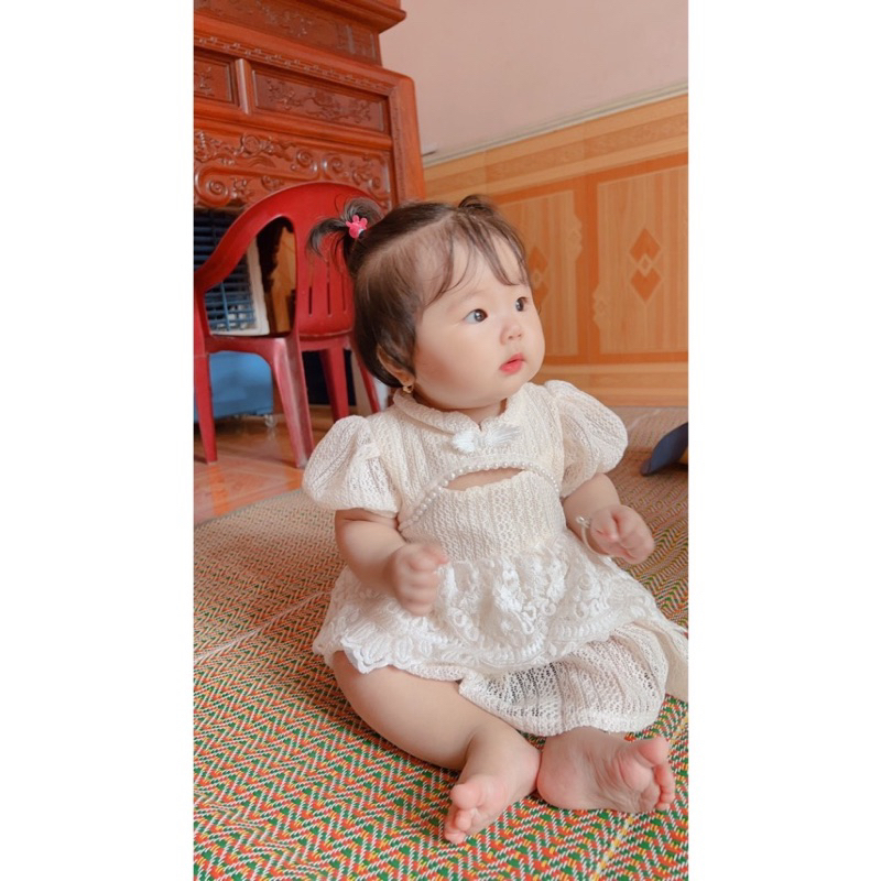 BODY VÁY BÉ GÁI CỔ TÀU ĐƯỢC LÊN TỪ REN VÂN GỖ SIÊU CAO CẤP. ĐẦM ĐẦY THÁNG,THÔI NÔI, CHỤP HÌNH, SINH NHẬT