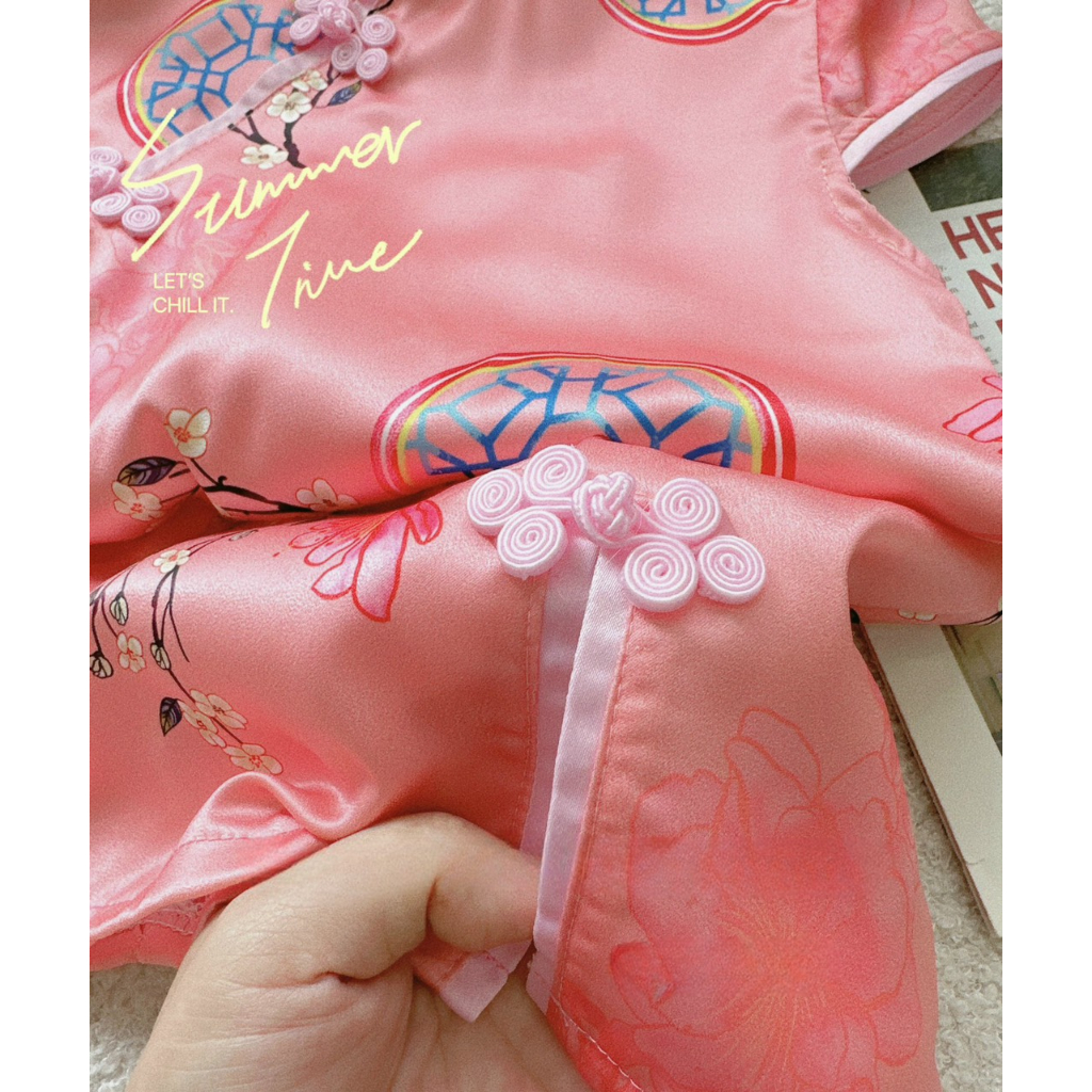 Váy bé gái, váy sườn xám hồng chất vải lụa xịn xò cho bé 10-30kg