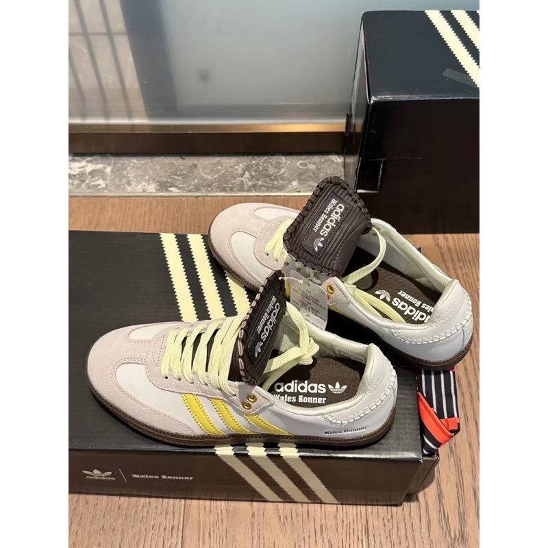 Giày Adidas Samba xám vàng