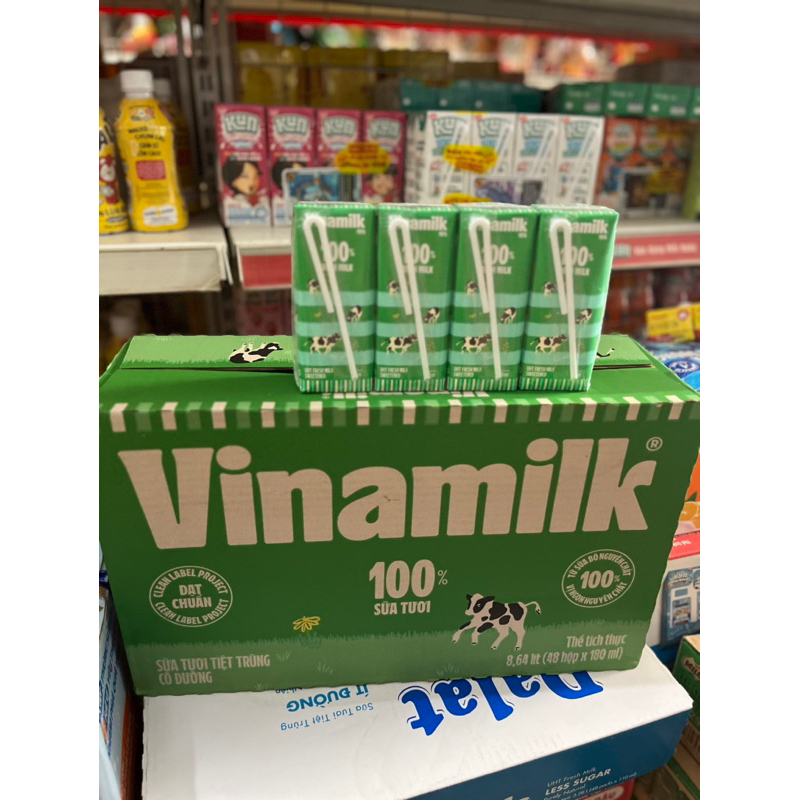 Thùng sữa tươi khử trùng Vinamilk Ít đường hộp 180ml (48 hộp) taphoatoanngocc