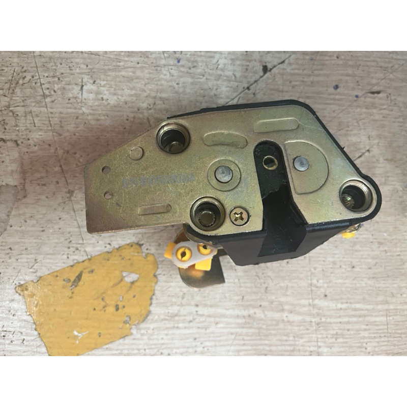 Ổ khoá ngậm cửa Daewoo Matiz 1,2 Và chery QQ