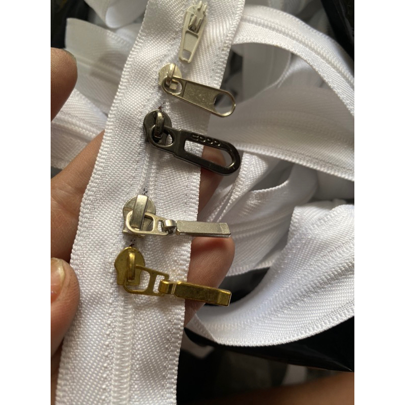 🔥🔥🔥Củ khóa kéo số3 răng cước giá 6k/10cái