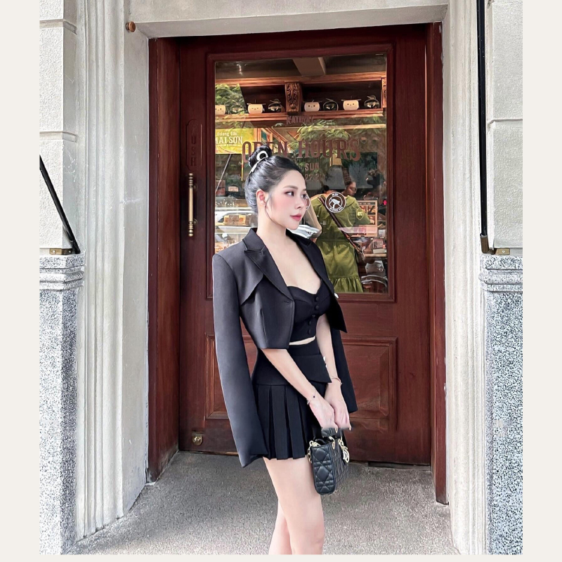 Set 3 Món Áo Vest Dài Tay Crotop Kèm Áo Dây Cúp Ngực Mix Chân Váy Xếp Ly SB6034 - Vin Store