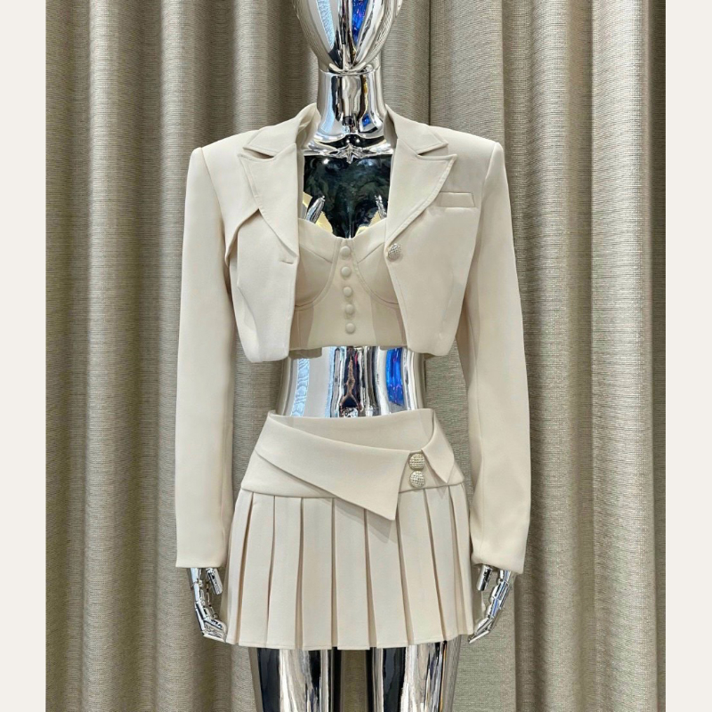 Set 3 Món Áo Vest Dài Tay Crotop Kèm Áo Dây Cúp Ngực Mix Chân Váy Xếp Ly SB6034 - Vin Store