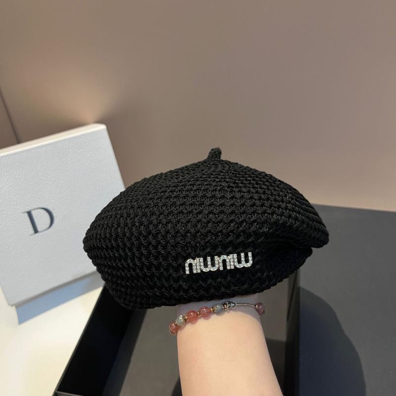 Mũ Nồi Len Móc Đính Logo Miumi Siêu Xinh