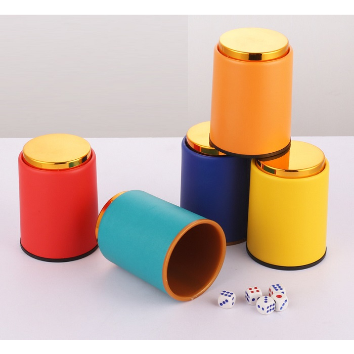 Bộ đồ chơi lắc xí ngầu cao cấp bọc da  dùng cho quán bar, beer club, party,..