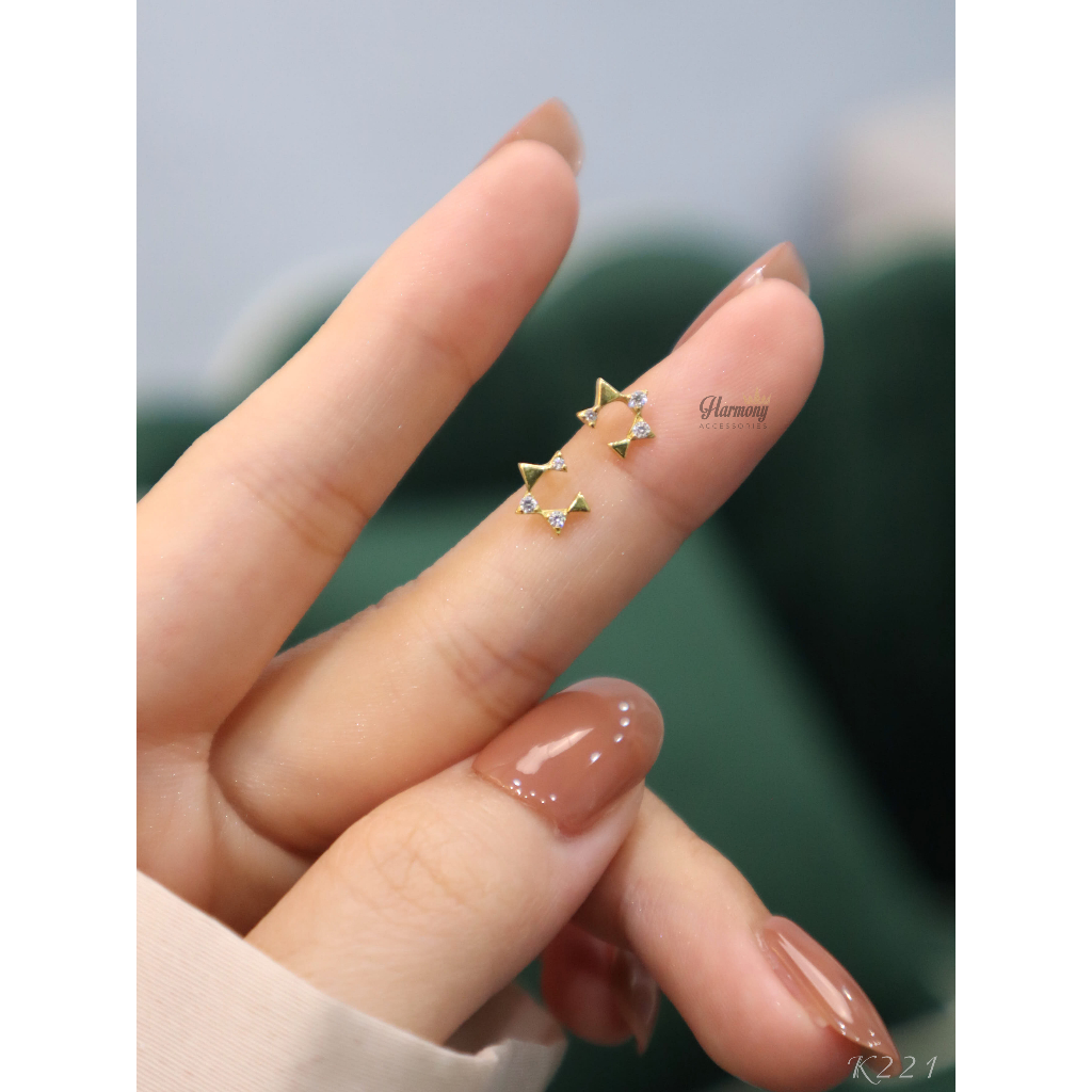 Khuyên tai nữ bạc hình ngôi sao đính đá mạ vàng Half Star 2 xinh xắn | HARMONY ACCESSORIES K221