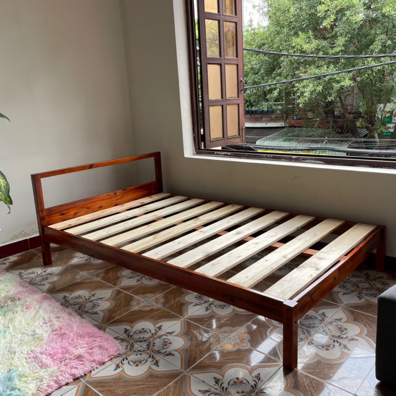 Giường Ngủ Gỗ Hiện Đại 1m2 x 2m - Mẫu giường ngủ đơn giản cho một người nằm