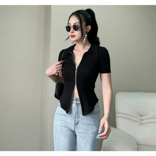 Áo thun khóa kéo hai đầu tôn dáng