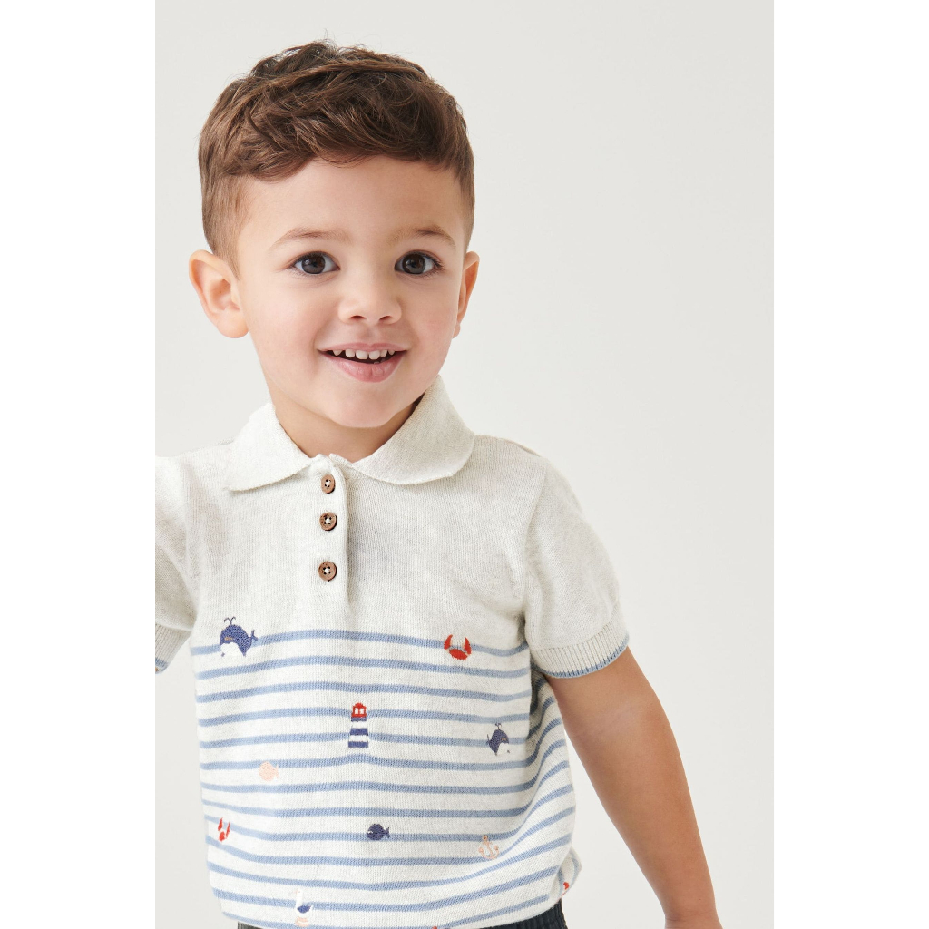 Áo po.lo Nex.t thêu họa tiết rất cưng cho bé trai size 5-6Y