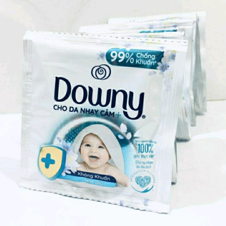 [QT_Pampers] Combo 4 Downy Dây kháng khuẩn nhẹ dịu 18MLx10goi