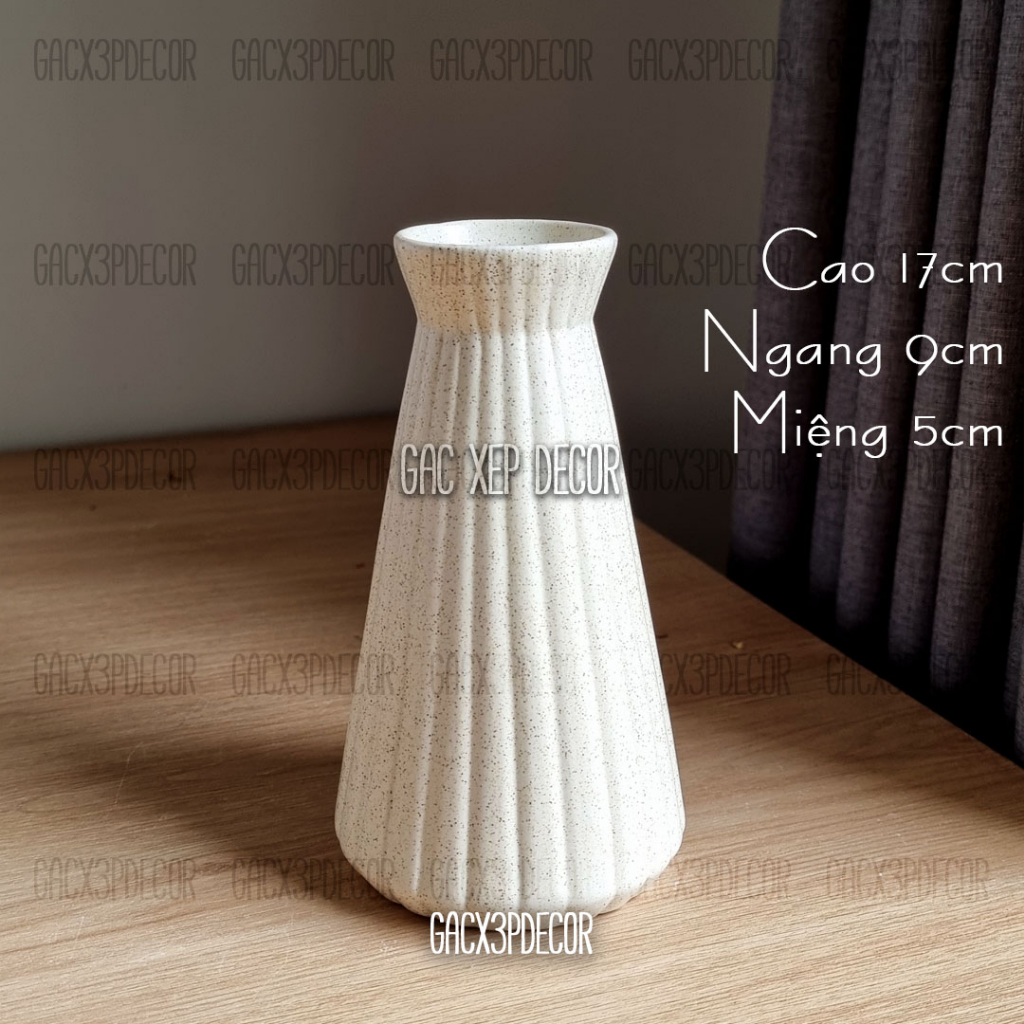 Lọ hoa gốm sứ dáng ly phễu bé cao 17cm Bát Tràng
