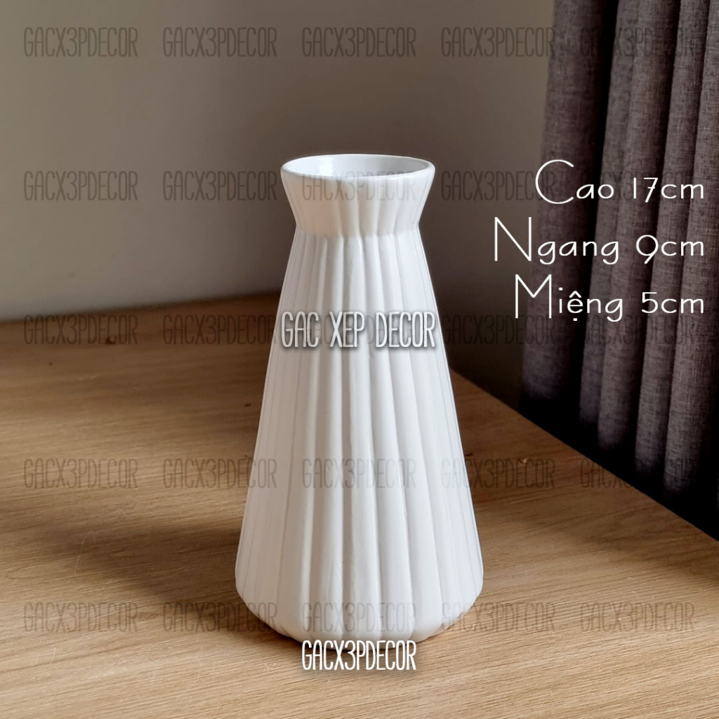 Lọ hoa gốm sứ dáng ly phễu bé cao 17cm Bát Tràng