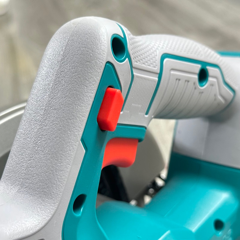 Máy cưa gỗ / cưa đĩa 185mm dùng pin Lithium 20V Total Brushless motor TSLI18511