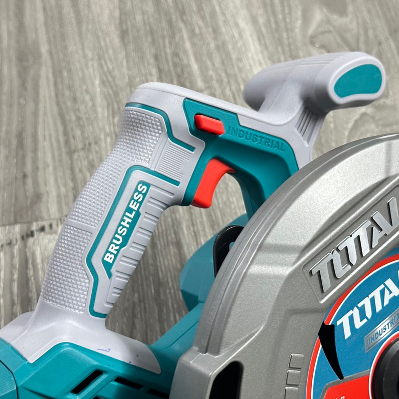 Máy cưa gỗ / cưa đĩa 185mm dùng pin Lithium 20V Total Brushless motor TSLI18511