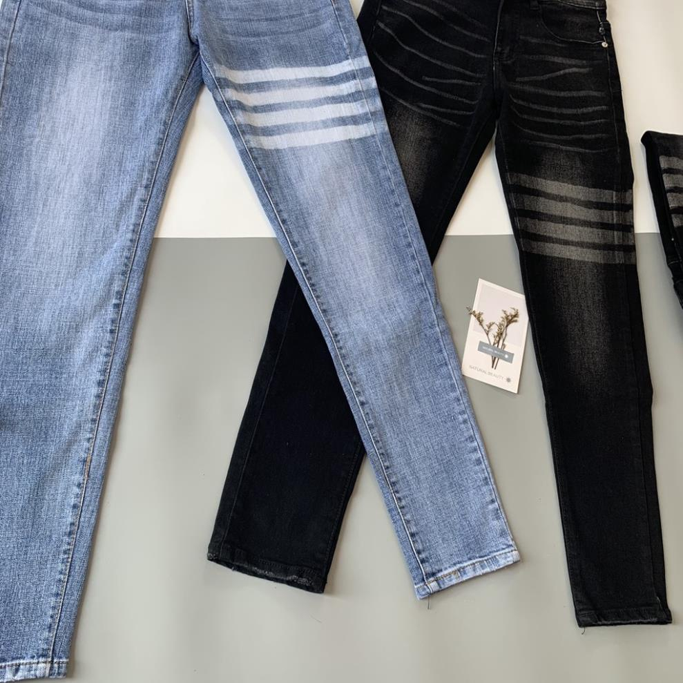Quần JEANS THOME 4 Vạch Trắng Nam Quần bò nam Thom 4 sọc Trơn Phối Dập Kẻ Trắng Đùi hot trend 2023