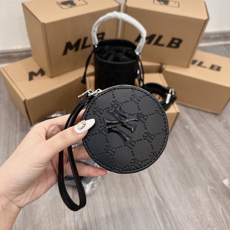 𝗧𝘂́𝗶 𝗣𝗼𝘂𝗰𝗵 𝗠𝗟𝗕 𝗰𝗮̂̀𝗺 𝘁𝗮𝘆 𝗺𝗶𝗻𝗶 𝘀𝗶𝗲̂𝘂 𝘅𝗶𝗻𝗵