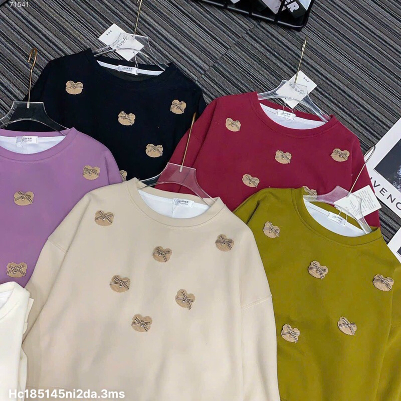 Hc1-áo nỉ 2 da hoa nổi, kèm bảng màu sàn