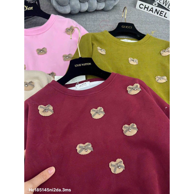 Hc1-áo nỉ 2 da hoa nổi, kèm bảng màu sàn