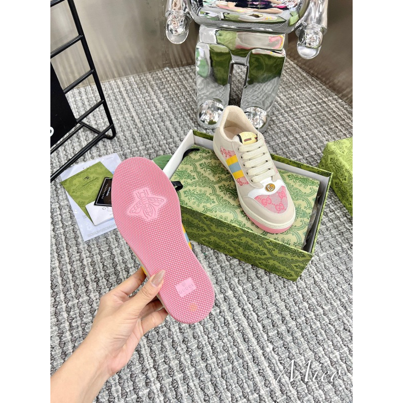 Giày thể thao Gu cc! màu hường siêu xinh đang hot nhất hiện nay