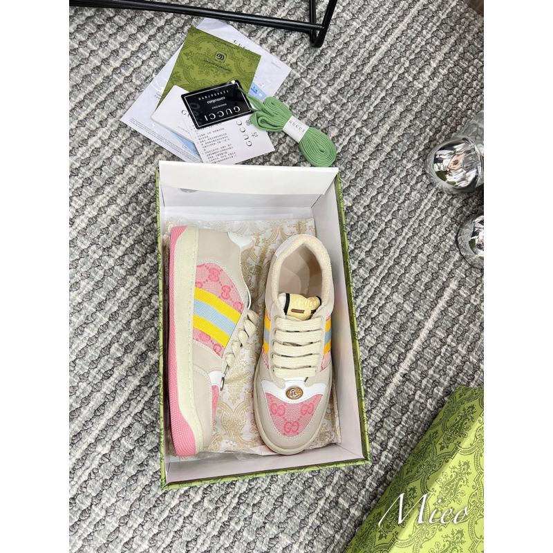 Giày thể thao Gu cc! màu hường siêu xinh đang hot nhất hiện nay