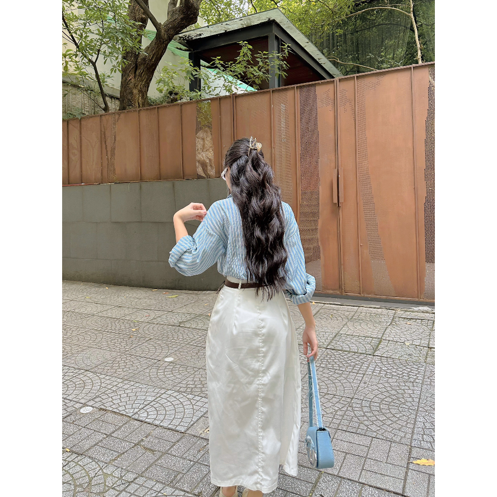 SET SƠ MI SỌC 3 MÓN: ÁO SƠ MI SỌC XANH + CHÂN VÁY SUÔNG TRẮNG + DÂY NỊT NÂU