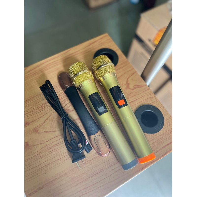 Loa kéo Kiomic cao cấp K123  bass 30 âm thanh khủng chỉnh Bass, Treble, Delay, Reverb