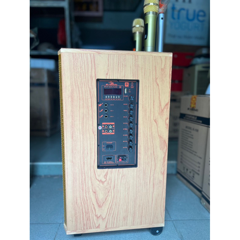Loa kéo Kiomic cao cấp K123  bass 30 âm thanh khủng chỉnh Bass, Treble, Delay, Reverb