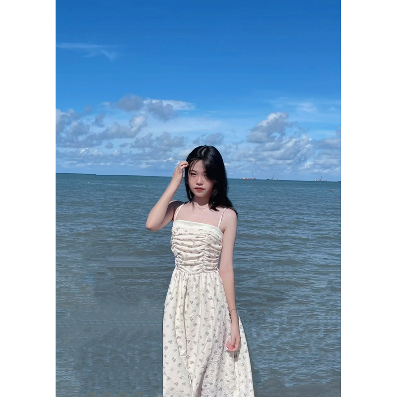 Pass váy hoa nhí 2 dây new 99%.