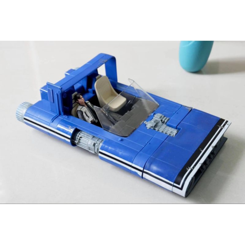 Siêu xe kèm nhân vật chính hãng xuất dư Spiderman/Star was