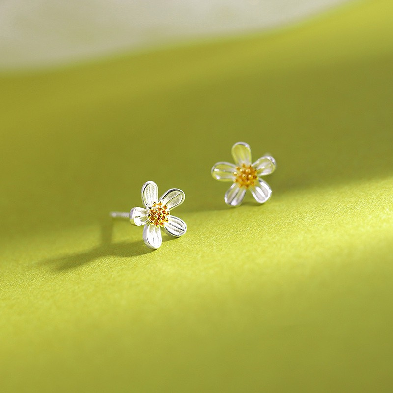 Khuyên tai nữ hình bông hoa cúc hoạ mi Bee Silver nhỏ xinh tinh tế Daisy Earing