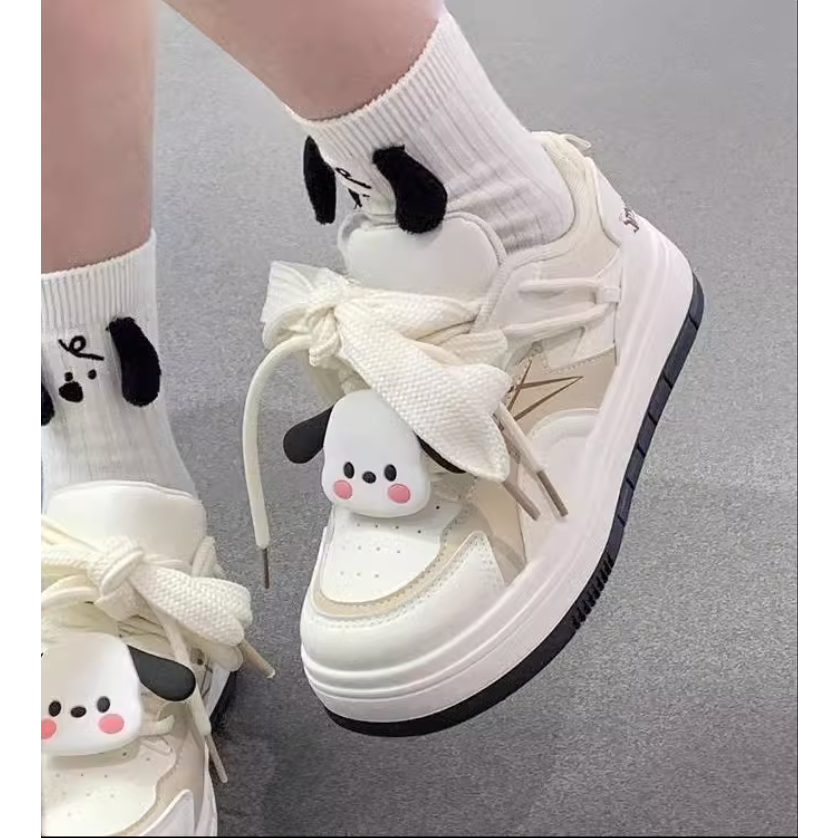 Giày thể thao nữ kèm stickers dễ thương có thể tháo rời B33