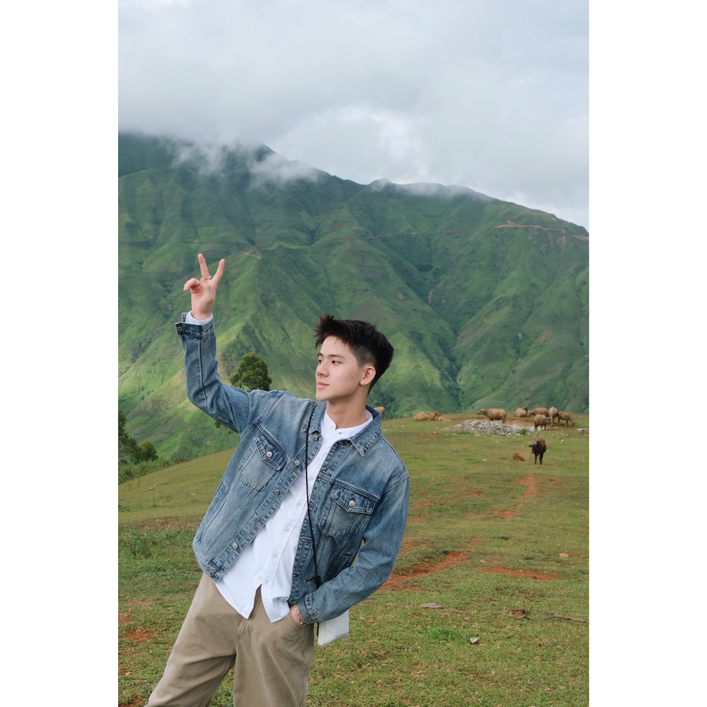 Áo khoác jean nam form crop Độc menswear chất liệu jean cao cấp, phong cách trẻ trung năng động - AKB67