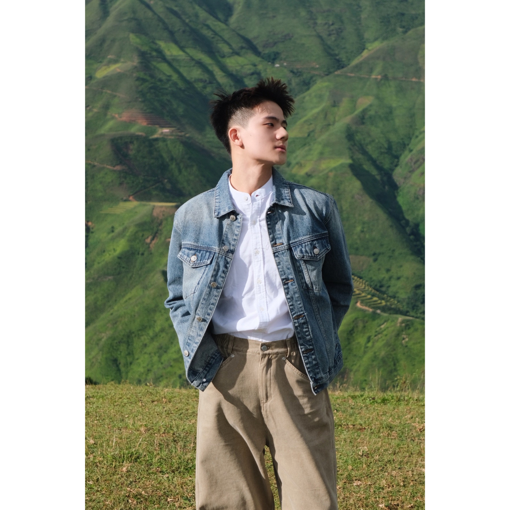 Áo khoác jean nam form crop Độc menswear chất liệu jean cao cấp, phong cách trẻ trung năng động - AKB67