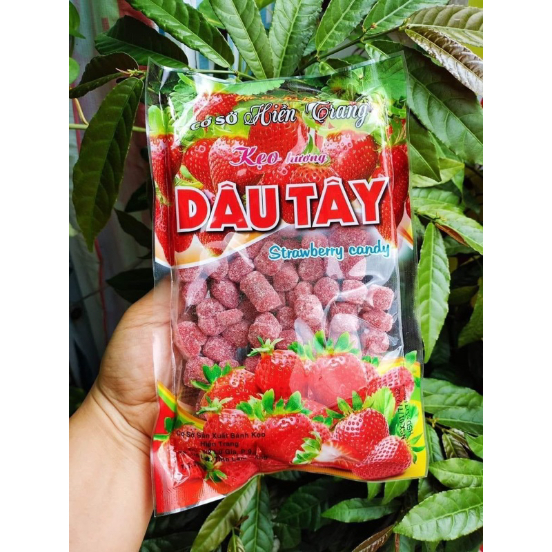 Gói kẹo mứt dâu tây-dâu tằm đặc sản Đà Lạt