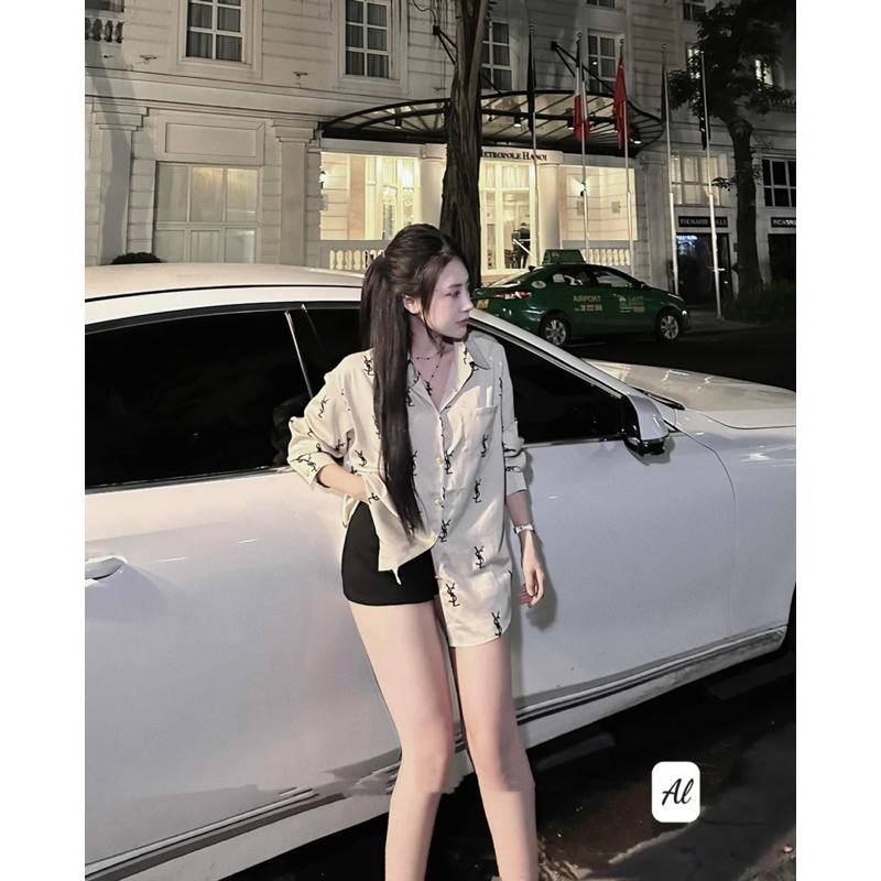 Áo Sơ Mi Lụa Phom Rộng phối Chữ