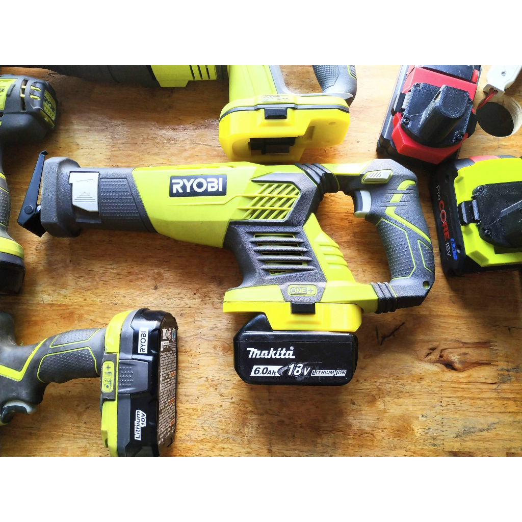 Đế chuyển pin Makita 18v cho máy Ryobi 18v