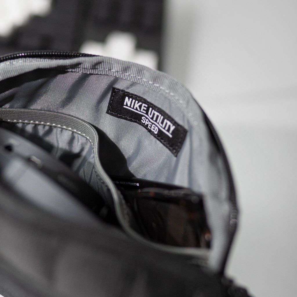 Túi Bao Tử  Utility Speed Hip Pack vải polyester chống nước Đựng vừa điện thoai cực tiện