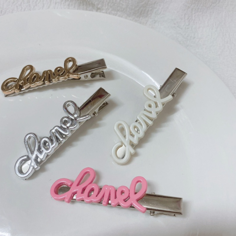 Kẹp tóc kim loại đính chữ phong cách y2k dễ thương