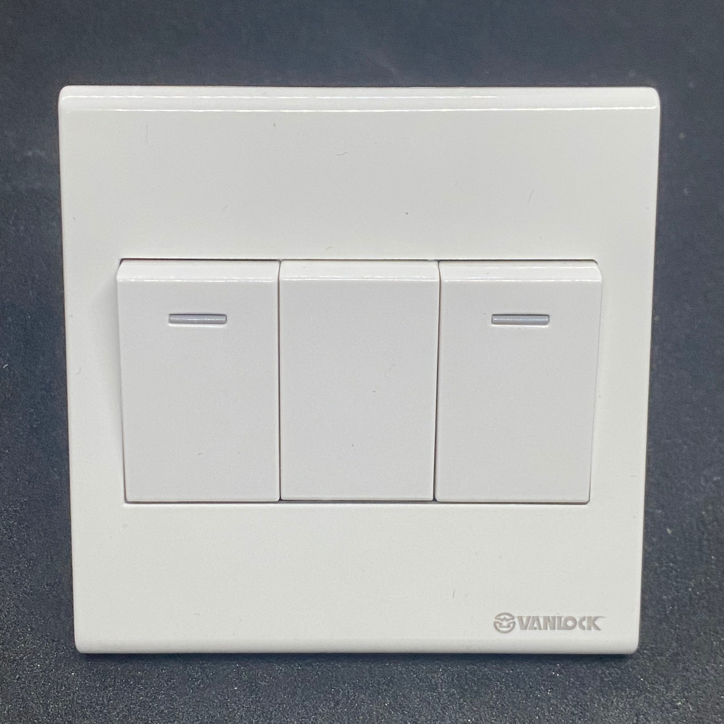 2 Công Tắc 1 Chiều Với 1 Công Tắc 2 Chiều Vuông 16A Phím Lớn Sino (S98CC3X + S18CCS/S + S18CCM/S) Dòng S98CC