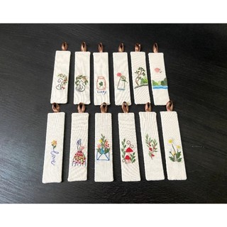 Bookmark/ đánh dấu sách hàng handmade thêu tay cao cấp kích thước 12x3cm